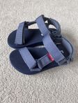 Sandaler Levis 24