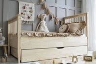 Säng Marita med förvaringslåda + Madrass Ikea