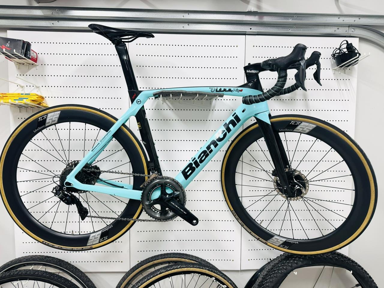 Bianchi Oltre XR4 Dura-Ace Di2
