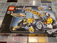 Lego 8295 - Telescopic Handler, garanterat komplett