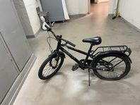 Barncykel 20tum svart 