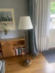 golvlampa 