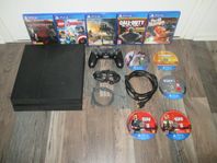 PS 4 PAKET MED SSD HÅRDDISK SPEL OCH TILLBEHÖR.