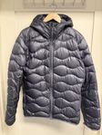 Peak Performance Helium Blacklight jacket
