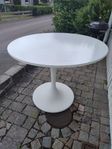 Runt köksbord från Ikea 