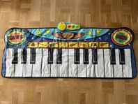 Pianomatta, batteridriven