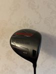 Wilson Dynapwr 10.5 (2024). stiff, höger
