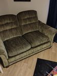 Så härligt retro soffa.
