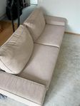 Kivik 3-sitssoffa + sittpuff med förvaring
