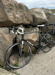 TREK Madone 2.1 Landsvägscykel