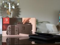 Nintendo switch + extras