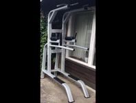 TRÄNINGSREDSKAP - PULL-UP / DIP / LEG RAISE