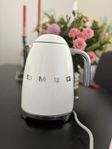 Smeg Vattenkokare – Vit, Nästan Ny!