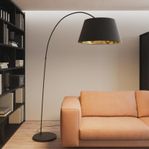 Stilren golvlampa – Lindby Esti i svart/guld (192 cm)