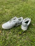 Nike skor strl 40,5 (26 cm)