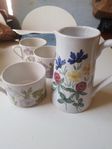 3 muggar och en tillbringare i porslin