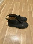 Dr Martens skor, Fred Perry jacka ,kostym + byxor billigt!