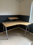 Galant hörnskrivbord ikea ekfärgad