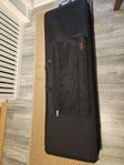 Stagg KTC-150 softcase m hjul