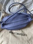 Marimekko Karla Pikku ljuslila i skinn inkl dustbag