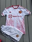 Matchtröja och shorts Manchester United