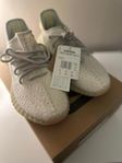 Yeezy boost 350 V2 Light