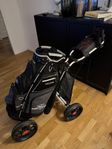 Wilson Staff Nexus III Golfbag + CaddyTek Golfvagn