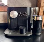 Nespresso Expert (inkl mjölkskummare)