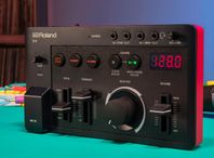 Roland AIRA Compact E-4