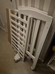 Bedside crib 