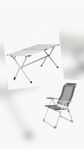 Campingbord och 2 stolar