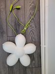 Vit blomlampa (IKEA)