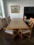 Ekbord med 6st stolar 