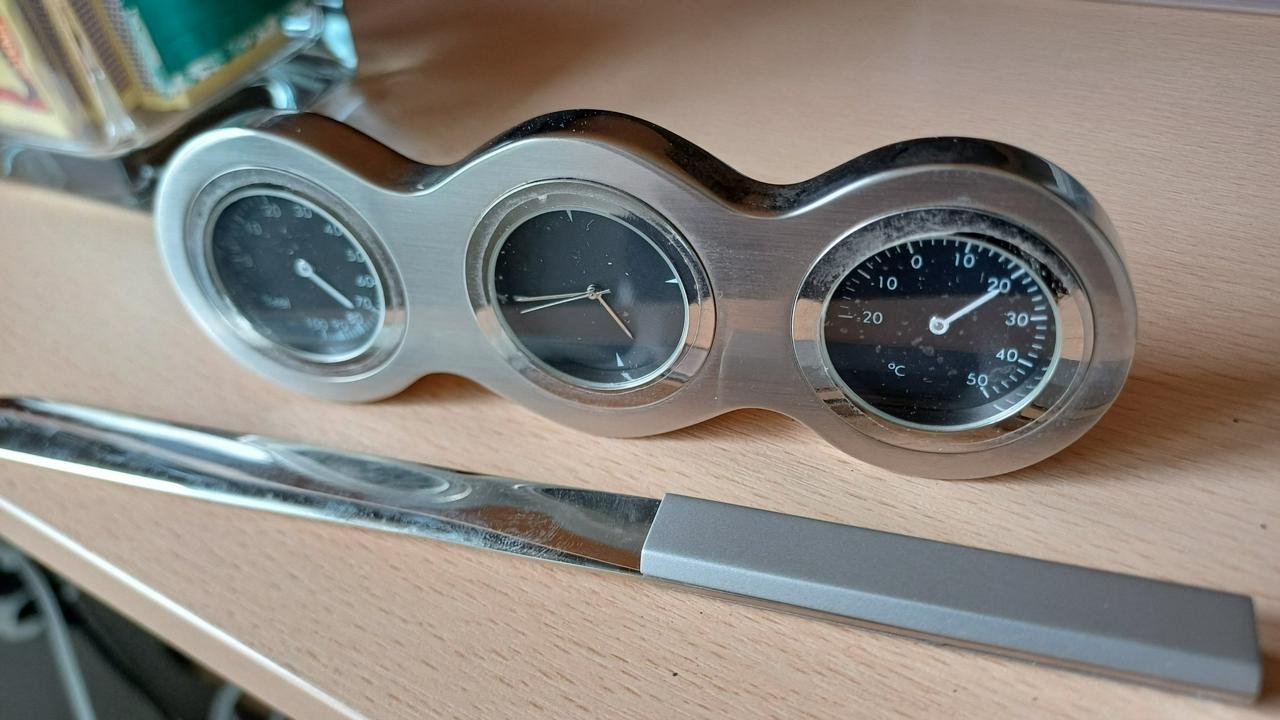 Klocka & brevkniv i presentbox