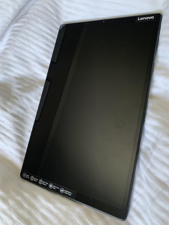 Surfplatta Lenovo TB-X606F 10...