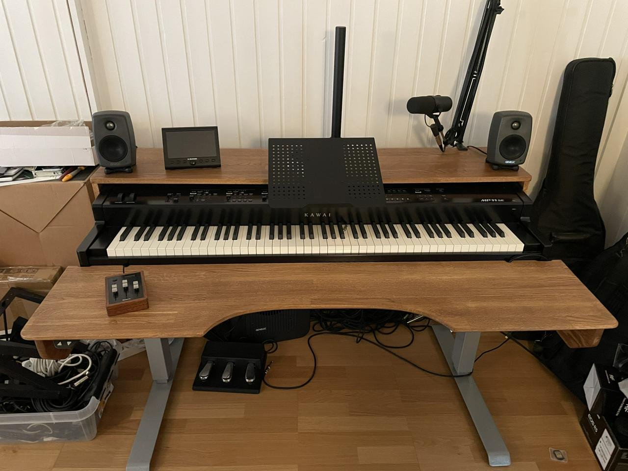 Studio setup, producers desk ...
