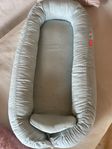 Ljusblått babynest