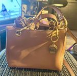 Äkta Michael Kors väska 