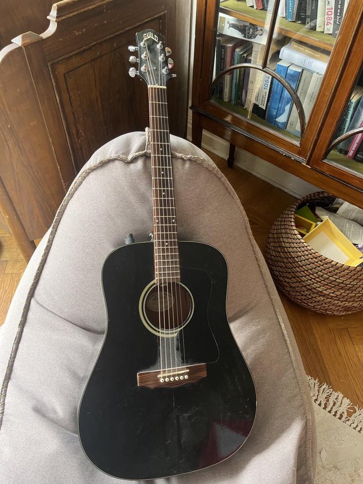Guild D25 BLK – 1988 – Bopper...
