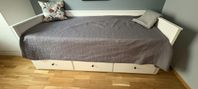Hemnes dagbädd med Åbygda skummmadrass