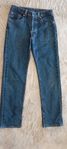 Levi's blåa jeans, storlek 152 CM