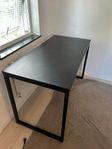 Skrivbord 