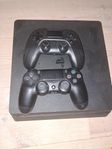 PS4 + 2 st kontroller 