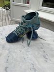 Nike fotbollsskor strl. 35