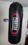 Boxningssäck 80 cm – med kedja & takfäste
