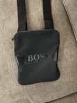 Hugo Boss väska 