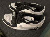 Nike Jordan Air Basketskor strl. 7.5 (40,5)