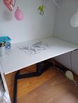 skrivbord