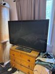 tv med väggstativ 
