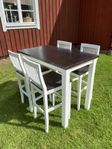 Barbord + Fyra stolar